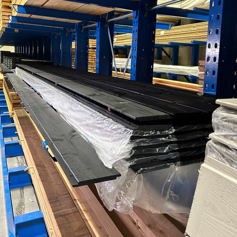 Startpagina Douglas Sponningplanken 18x190 mm Zwart Gespoten